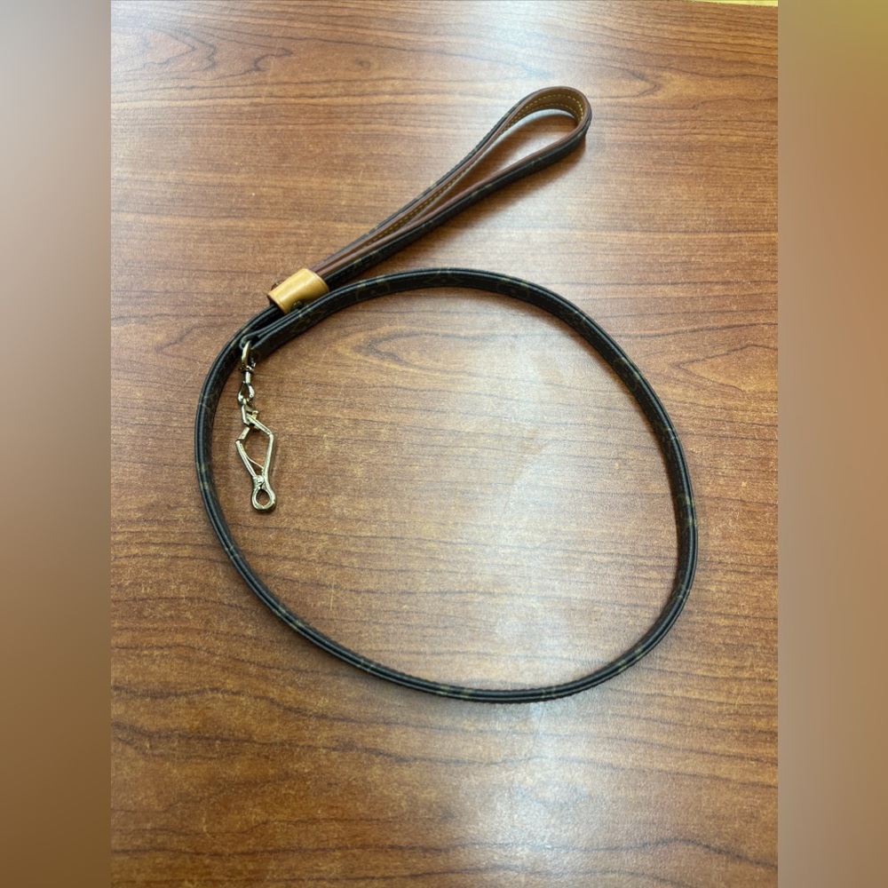 Louis Vuitton Monogram Dog Pet Leash Baxter Free Shipping